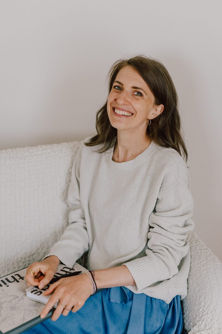 Steffie Schweigert, lachen